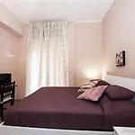 B&B St. Peters Vacancy